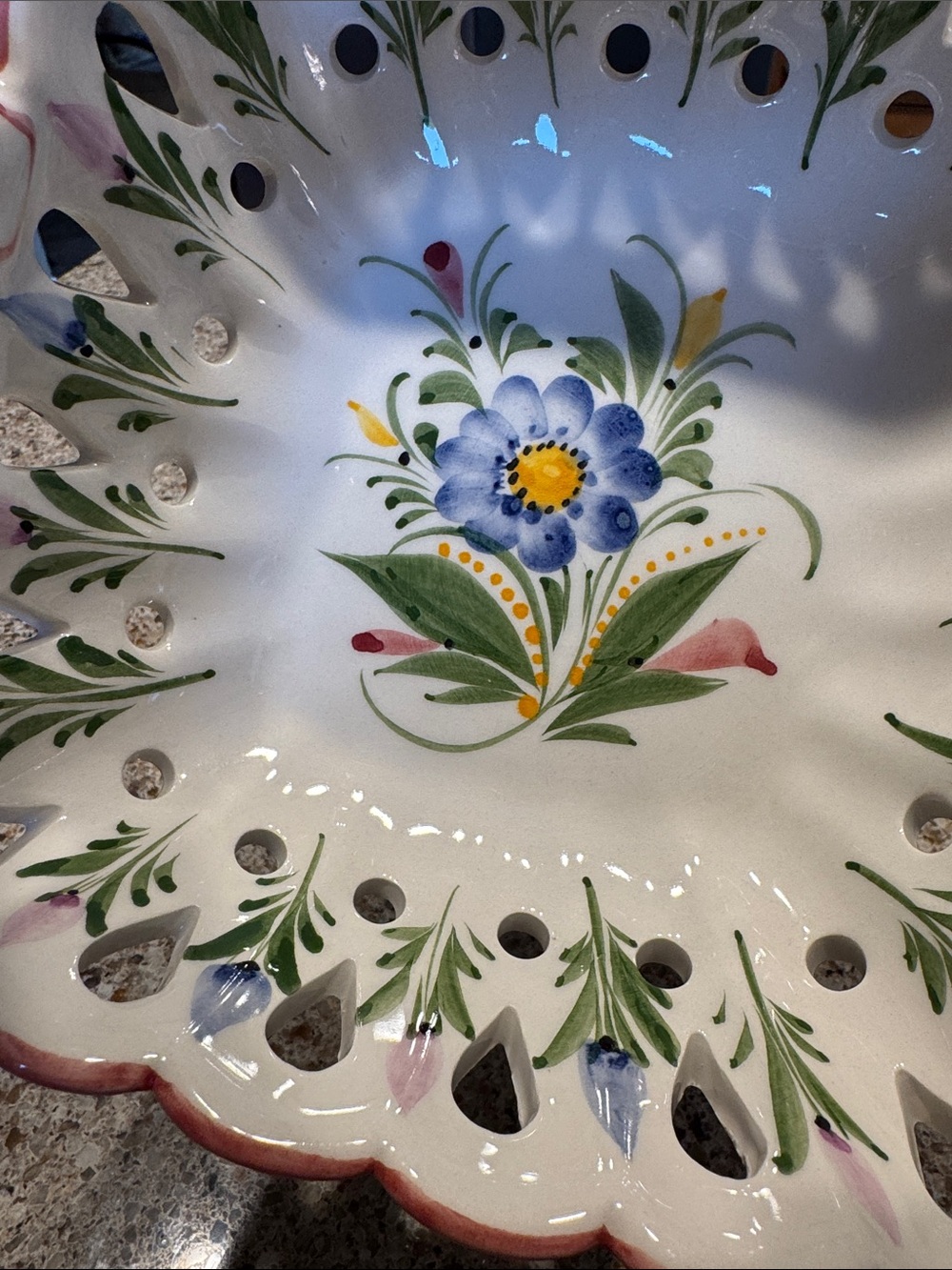 Vintage RCCL Hand Painted Porcelain Floral Basket Bowl Braided Handle Portugal - Picture 6 of 6
